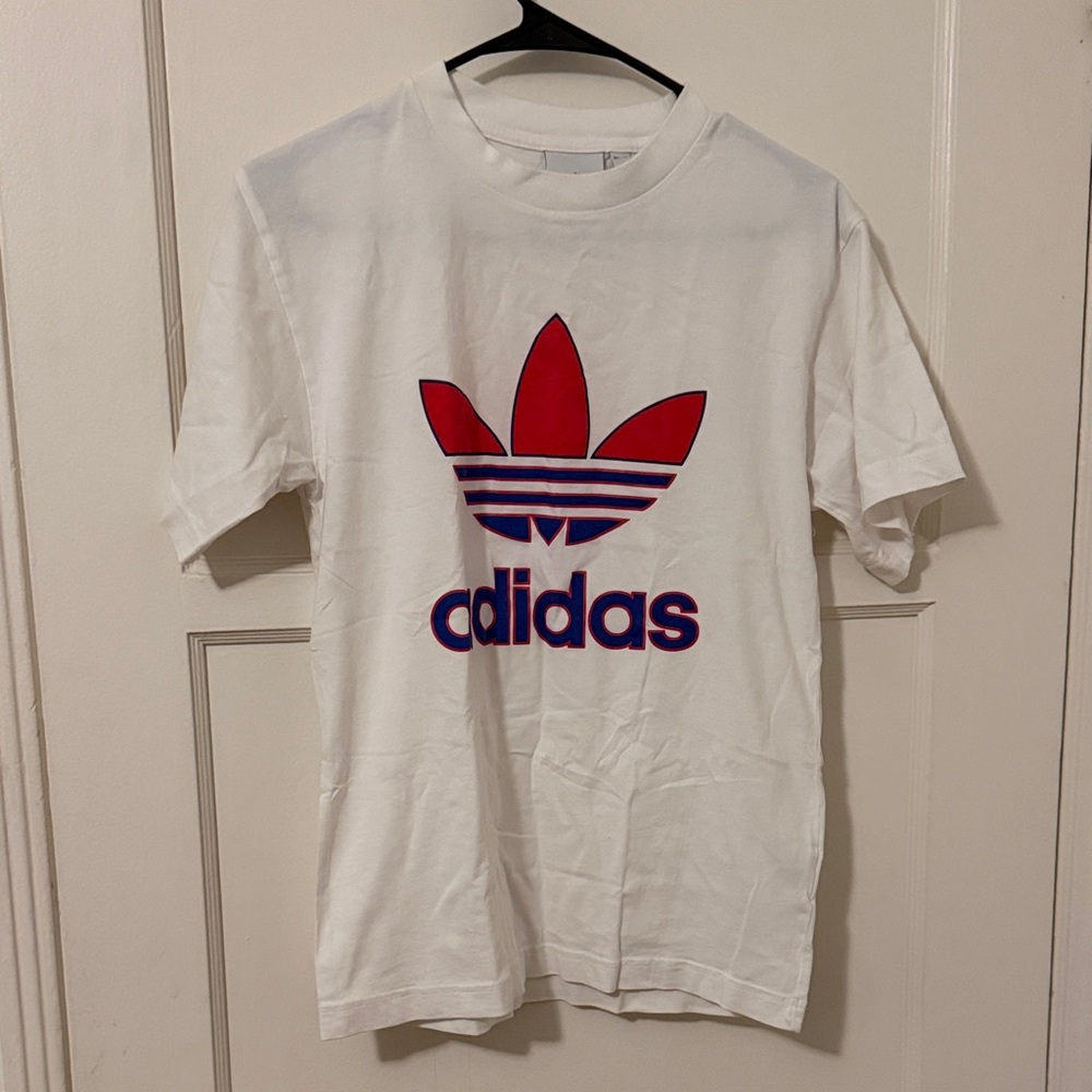 Adidas Originals Men’s White Tee with Red and Blue Logo